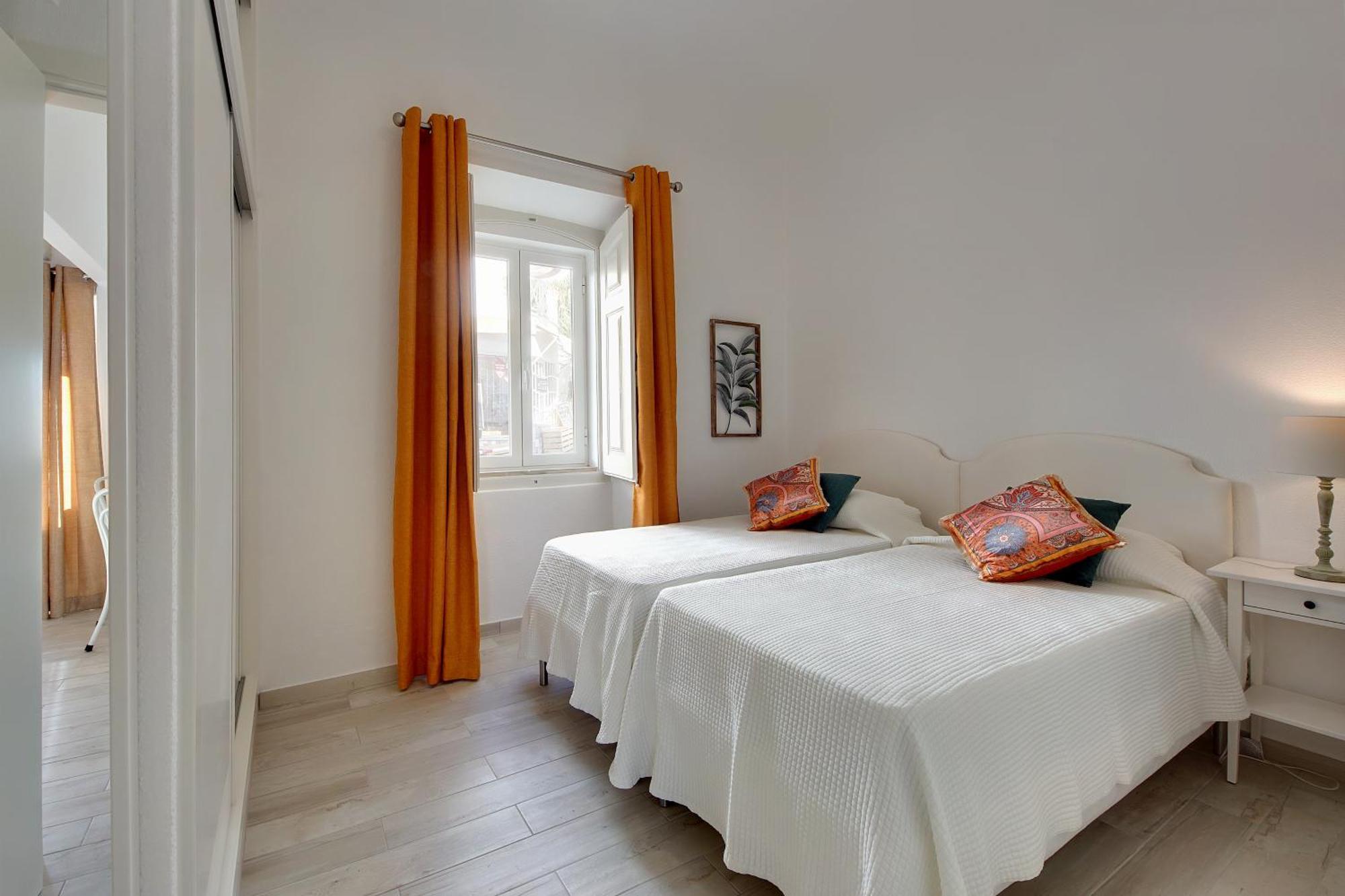 Apartamentos Tucha アルブフェイラ エクステリア 写真