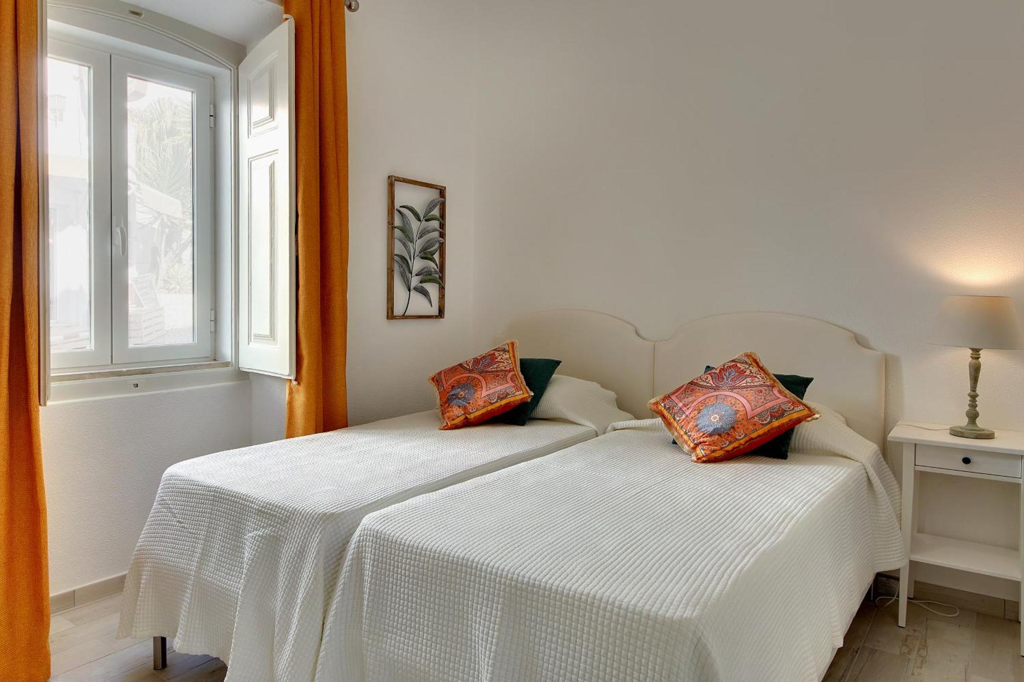 Apartamentos Tucha アルブフェイラ エクステリア 写真
